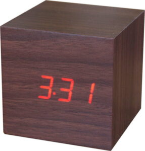 Tmavě hnědý budík s červeným LED displejem Gingko Cube Click Clock Gingko