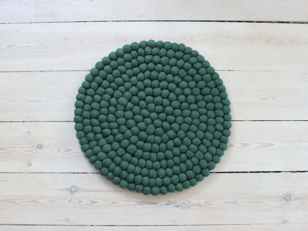 Tmavě zelený kuličkový vlněný podsedák Wooldot Ball Chair Pad